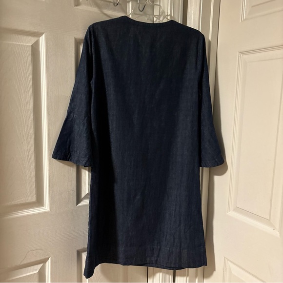 Draper James Dark Blue Denim Chambray 3/4 Bell Sleeves Shift Dress Size 8 NWT - Picture 4 of 10